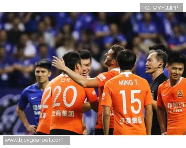 武汉卓尔迎战上海申花第6轮激战即将上演球迷期待精彩对决 武汉卓尔迎战上海申花第6轮激战即将上演球迷期待精彩对决