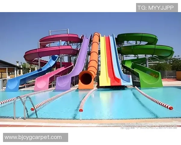 畅玩水上乐园尽享夏日清凉与欢乐，水滑道、波浪池等刺激项目等你挑战