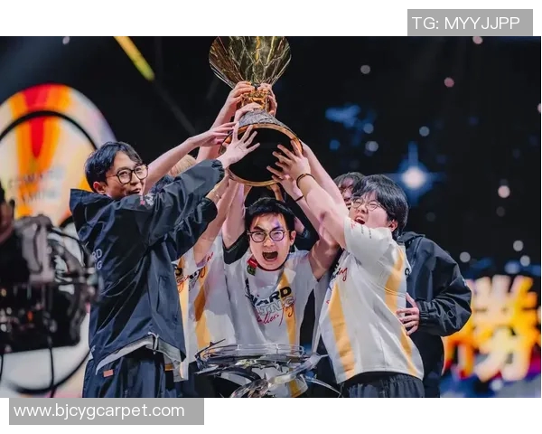 EDG以89分稳居世界冠军杯积分榜首位其他战队紧追不舍