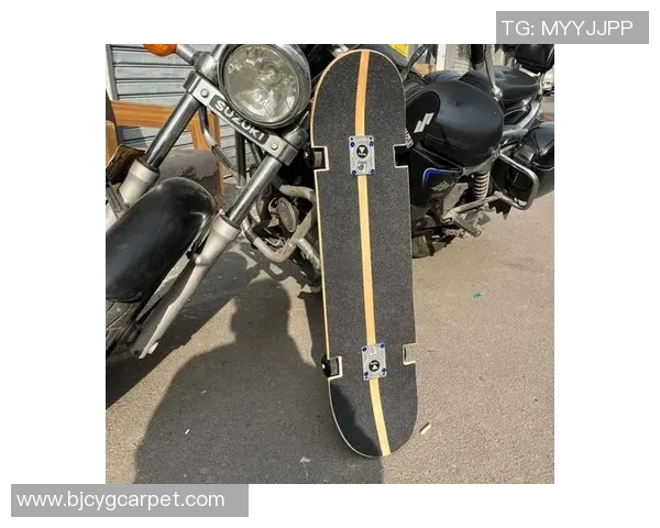 南京滑板队的阵地战体系与滑板战术的创新探索与实践