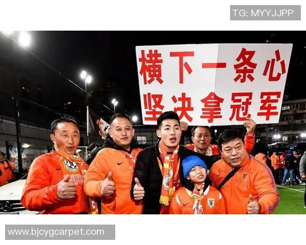 重庆篮球队心理素质引发热议球迷对球队表现的不同看法与分析